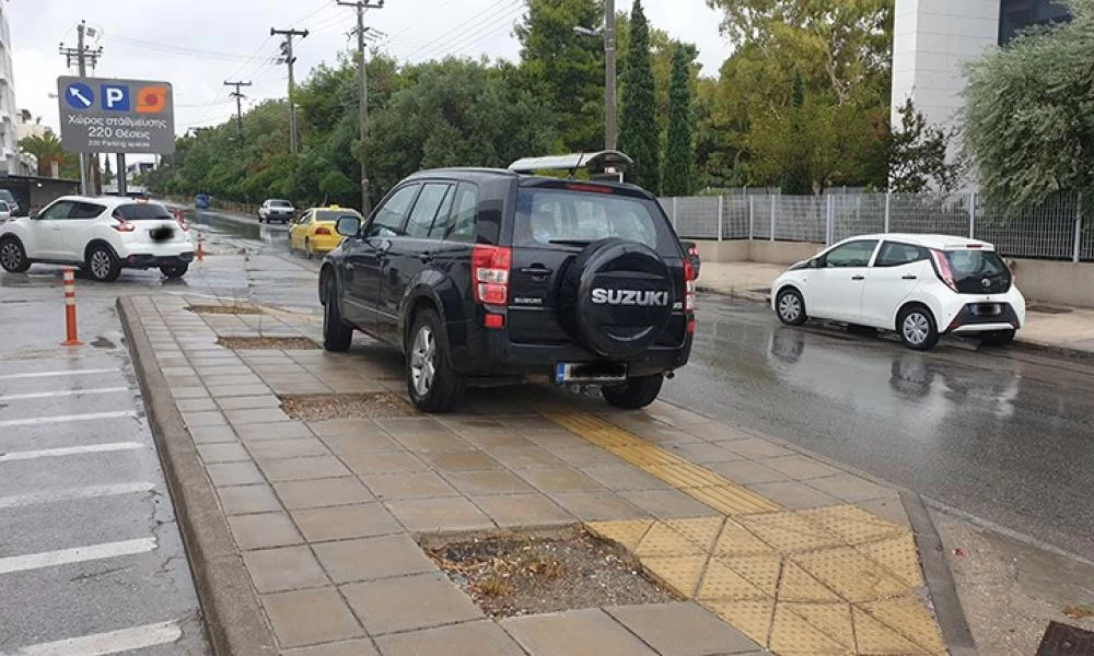 Πλήρης αδιαφορία για τους άλλους: Όταν η αναισθησία κτυπάει κόκκινο
